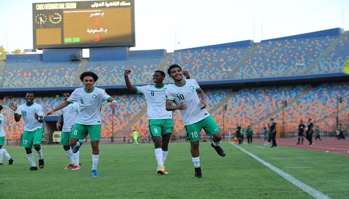 مباراة السعودية والجزائر كاس العرب