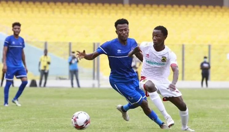 الهلال واشانتي